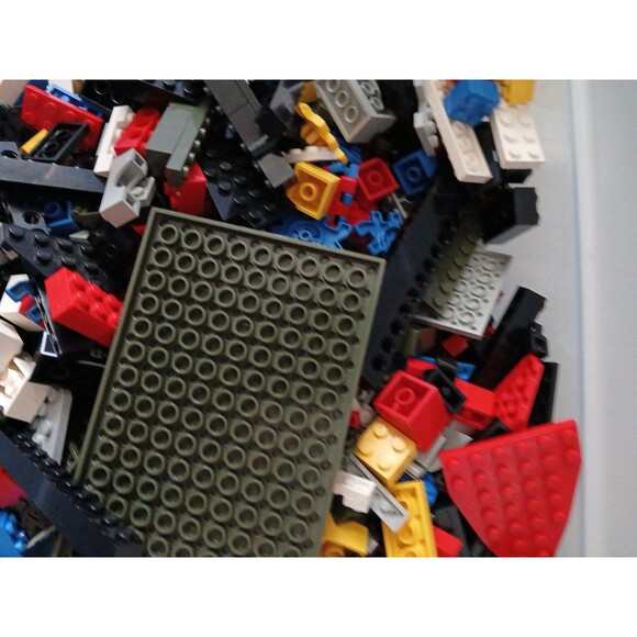 Bulk 3.5 Lbs Lego Assorted Random Pieces From Multiple Sets Mixed Lot Read Desp. - Picture 3 of 16